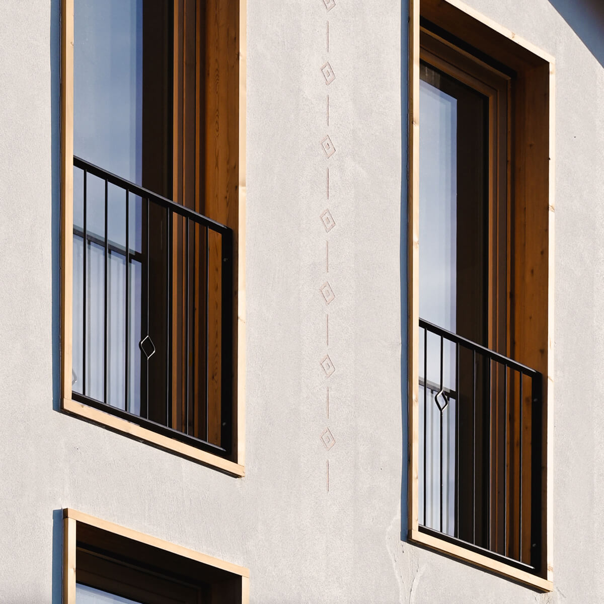 Büro und Wohnen Brändli Gioia Architekten - Igis - Fassade mit Sgraffito